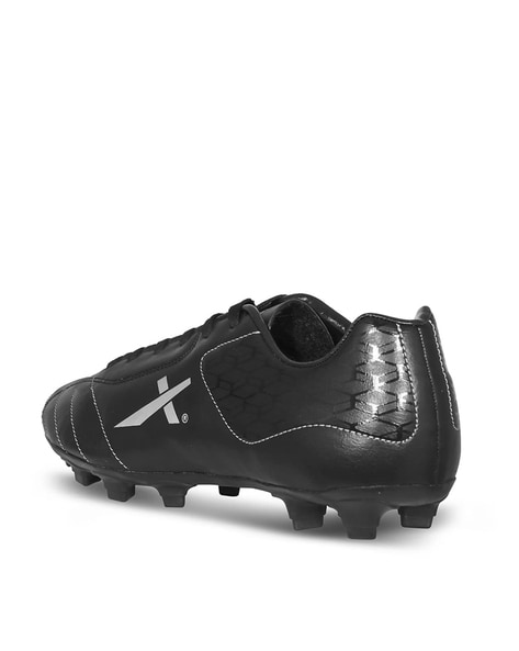 vector x dynamic football shoes