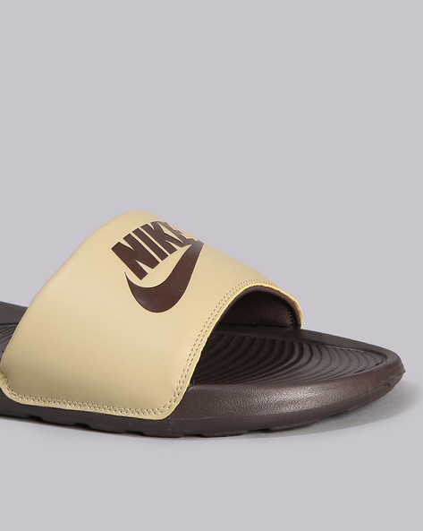 Nike slides discount men size 16