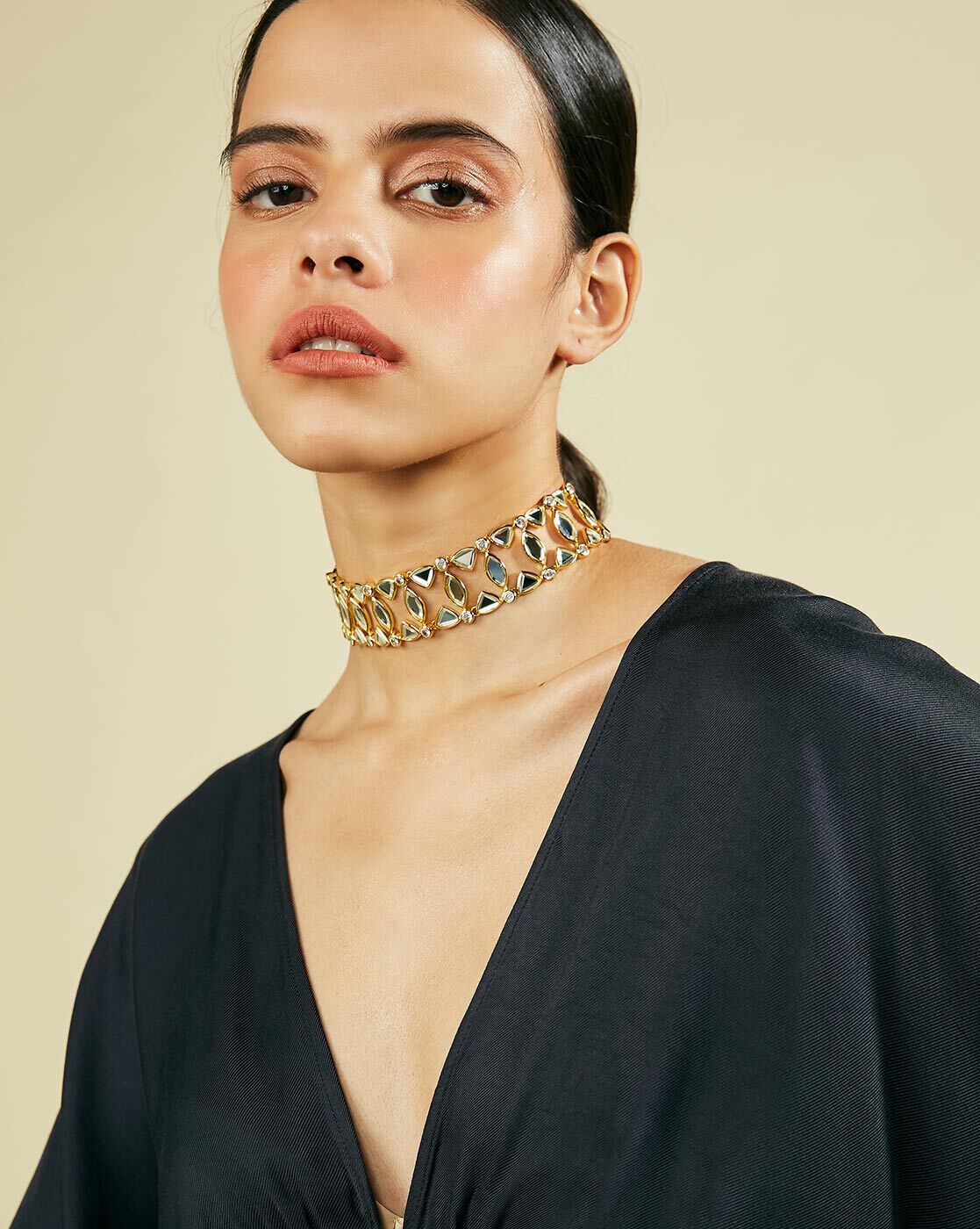 Buy Modern Maharani Choker Necklace Online in India