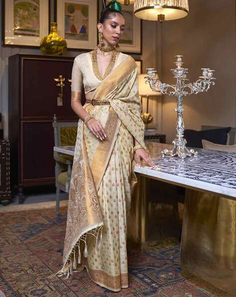 Cream Woven Kanjivaram Wedding Saree With Blouse – Bahuji - Online Fashion  & Lifestyle Store