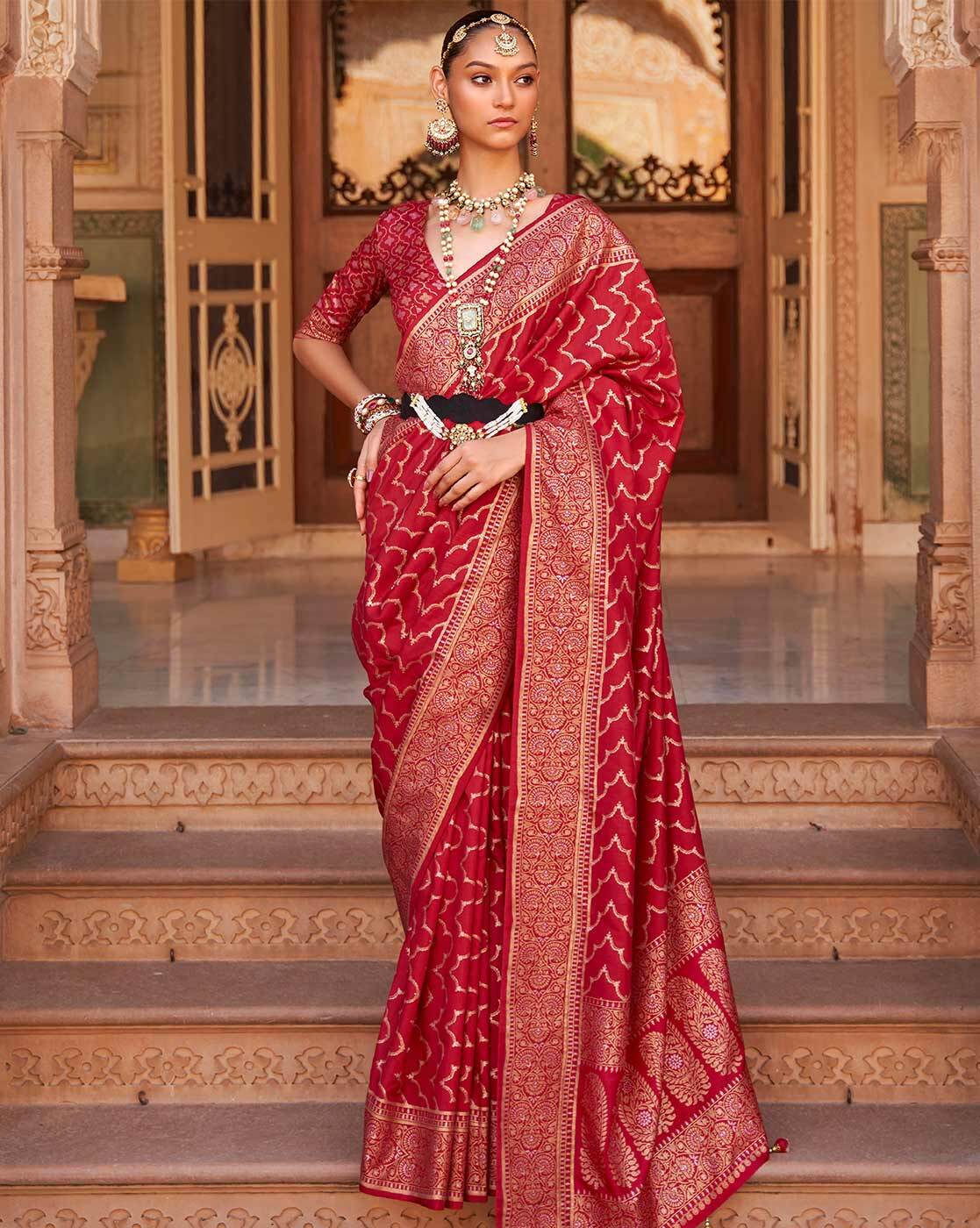 Buy MAKEBOOL Women's Heavy Banarasi Silk Woven Pattern Modern Jacquard Work  Most Trendy and Famous 5.5 Meter Saree with 0.8 Meter fully Jacquard Trendy  Work Blouse Peice. at Amazon.in