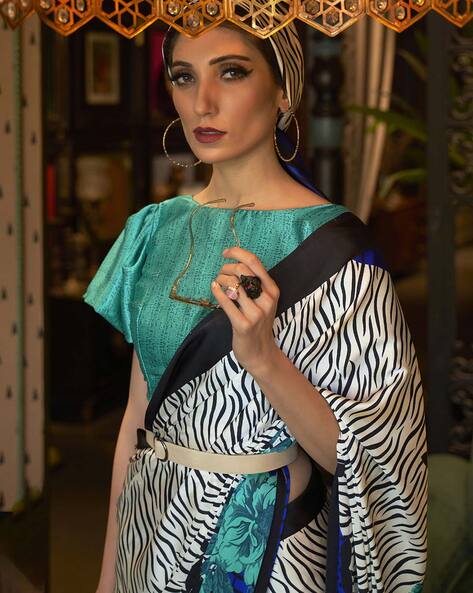 fcity.in - Zebra Print Flowers Saree / Abhisarika Pretty Sarees