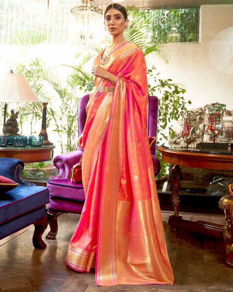 Banarasi silk Peach Banarasi Saree in Weaving - SR21054
