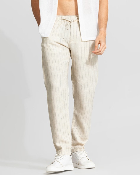 Chic White Pants - Tapered Pants - Belted Pants - Trousers - Lulus