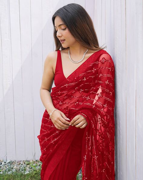 Loved Deepika Padukone's sindoori red saree she wore to the Ambani bash?  Here's how much it costs - India Today