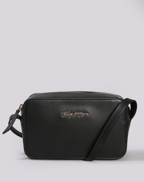 Buy Tommy Hilfiger Structured Shoulder Bag - Handbags for Women 21166072 |  Myntra