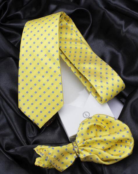 Kavove Polka-Dot Tie with Pocket Square