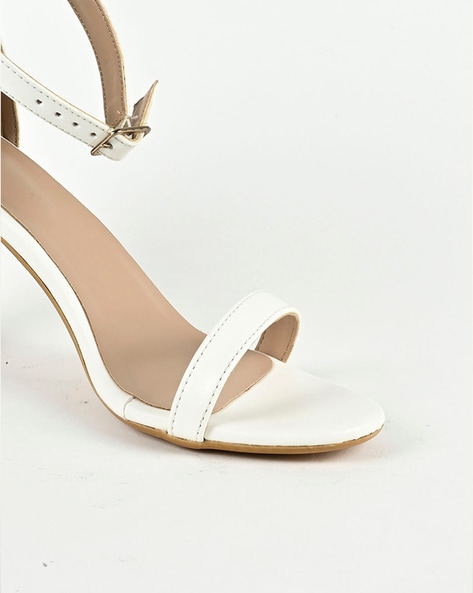 Letest woman heels Black, off white wedge heel