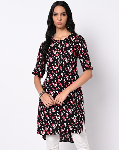 Buy online Embroidered Fusion Kurti from Kurta Kurtis for Women by Sanaa  for ₹1049 at 30% off | 2024 Limeroad.com