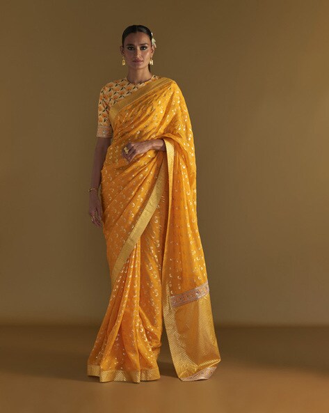 Traditional Designer Mango White & Green Colour Kanjivaram Silk Saree -  Zakarto