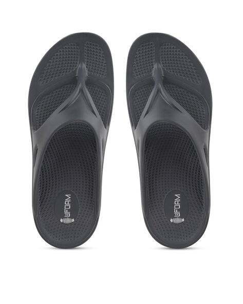Buy Grey Flip Flop \u0026 Slippers for Men by BEONZA Online | Ajio.com