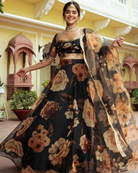 Search results for: 'black gold lehenga'