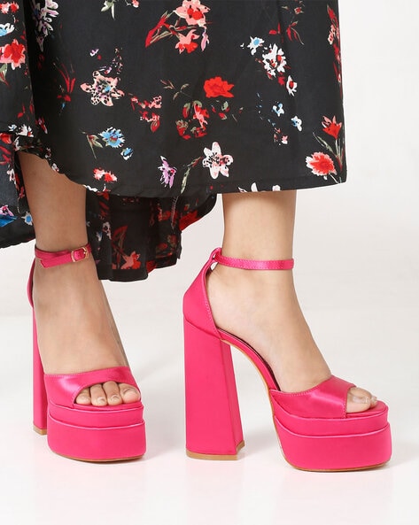 Ari-1 Chunky Platform Heel – TiltedSole.com