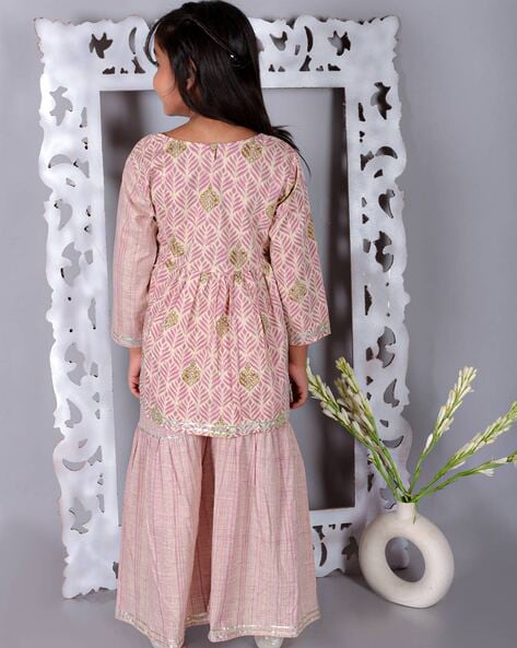 Buy Rudra Bazaar Purple Angrakha Style Flared Kurta With Sharara Online at  Best Price | Distacart