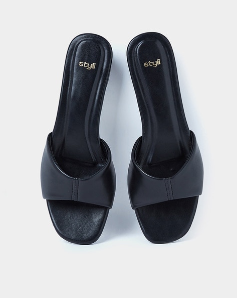 Women Padded Strap Low Black Heel Sandals