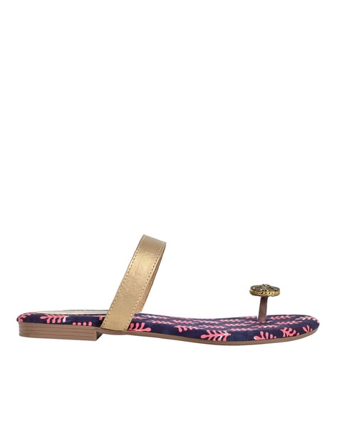 Jove Block Print Toe-Ring Sandals