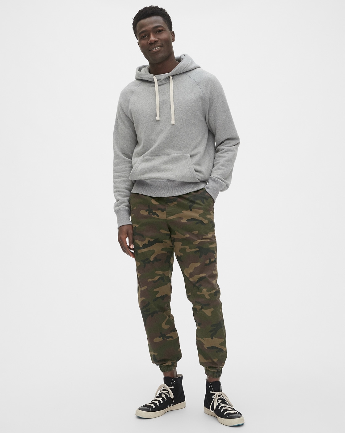 Gap shop camo joggers