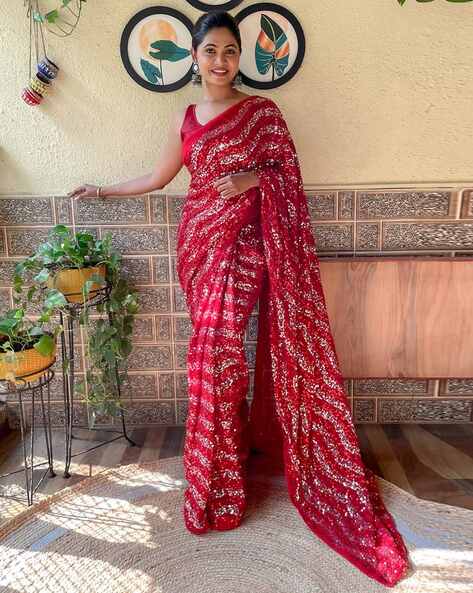 Buy Red Viscose Georgette Print Blossom Embellished Saree With Blouse For  Women by Vana Ethnics Online at Aza Fashions.