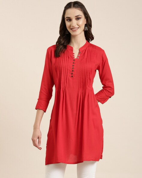 Designer silk kurtis at Rs.3695/Piece in bangalore offer by Roshni Boutique