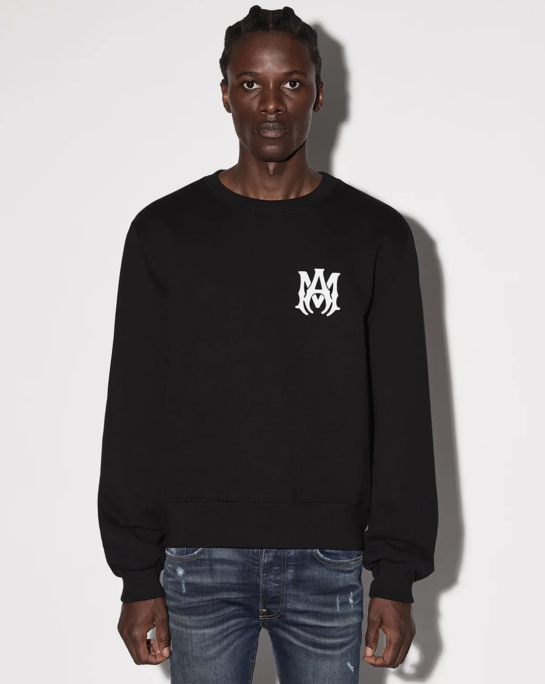 -1117Wx1400H-469519688-black-