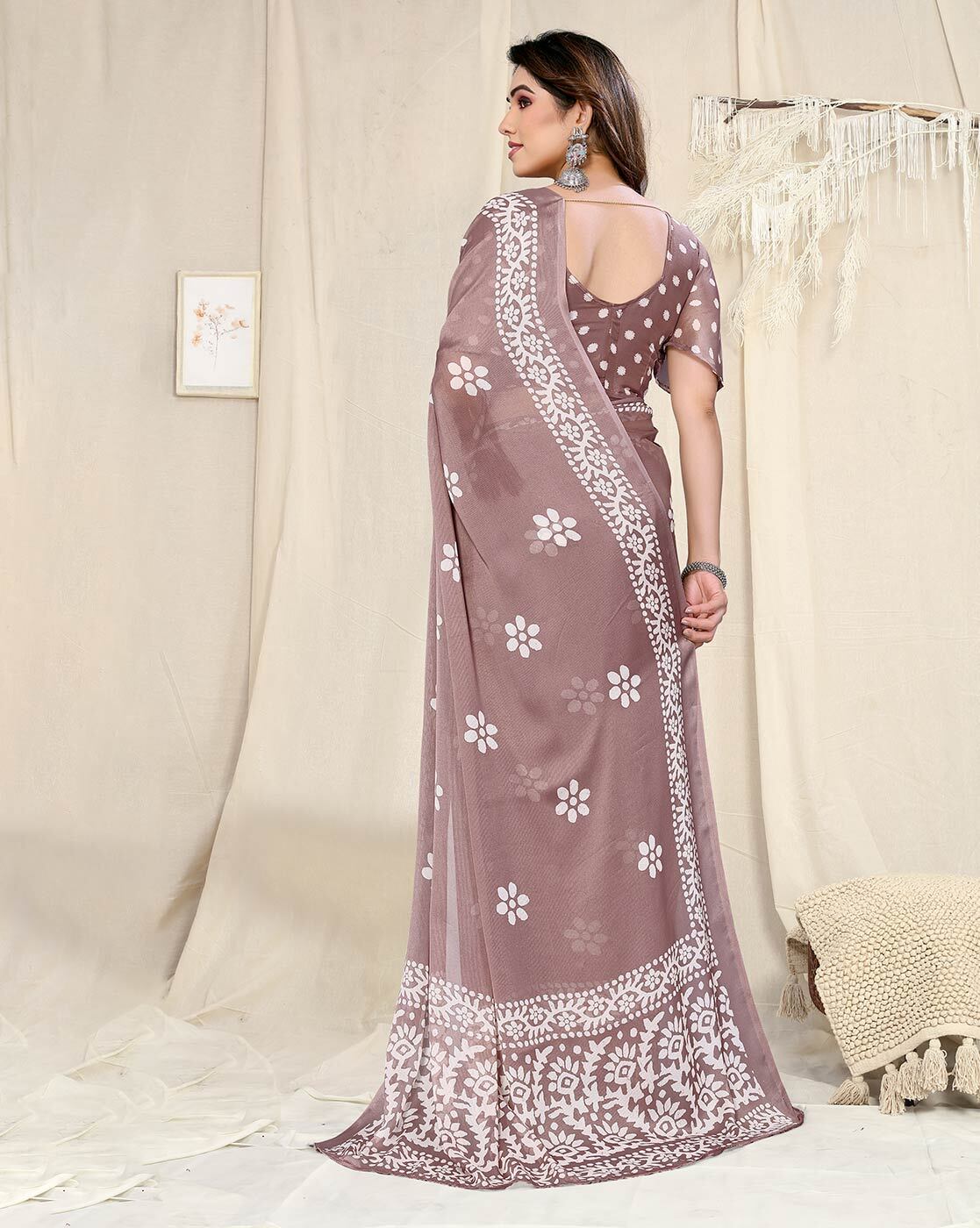 Pick These Bridal Favourites From Wedding Saree Collections This Season |  Femina.in