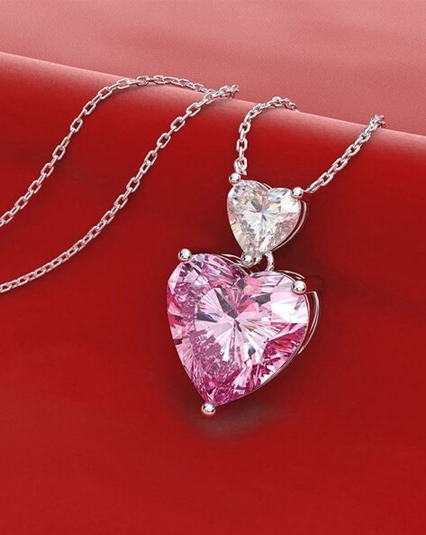 New heart diamond — can you help me with a setting? - Weddingbee | Heart  shaped diamond pendant, Heart necklace diamond, Heart shaped diamond
