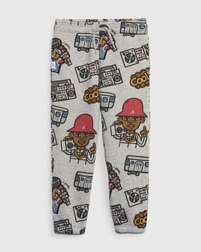 gap kids Boys Printed Relaxed Fit Sweatpants-picture-35