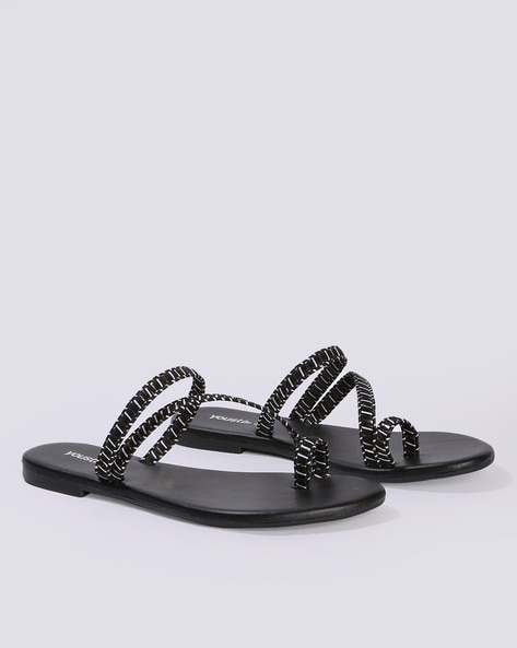 Black toe ring cheap sandals