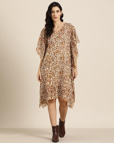 Qurvii Animal Print V-Neck A-Line Dress