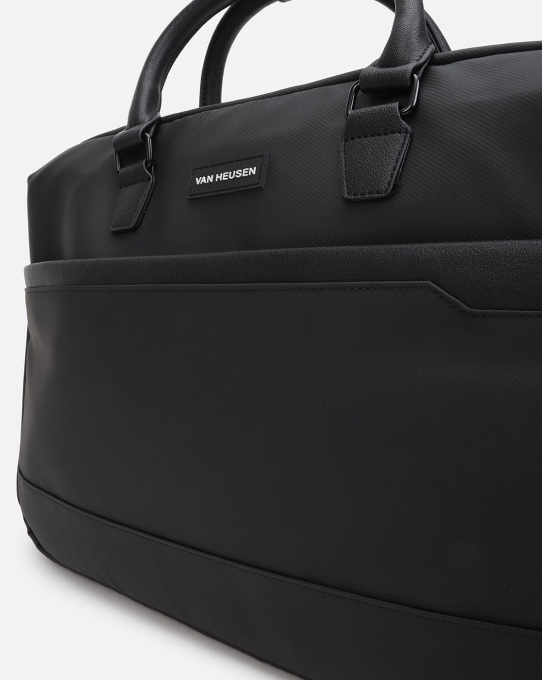 Van heusen outlet messenger bag