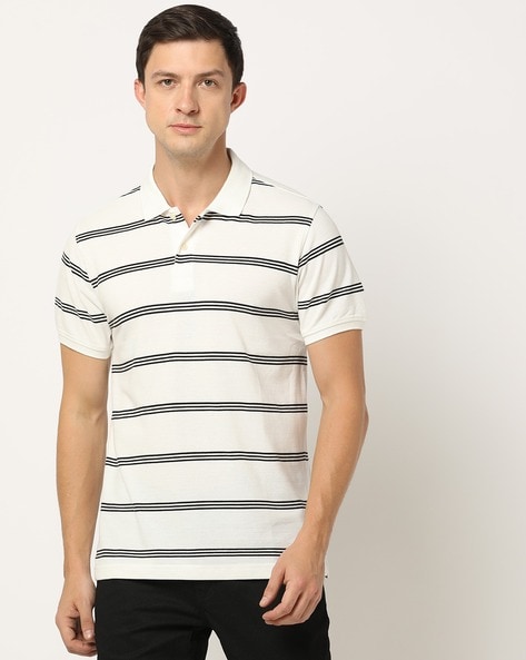 Buy White Tshirts for Men by NETPLAY Online