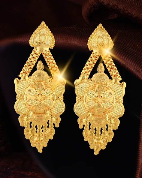 25+ Heavy Earrings For Brides Who Love All-Things-Extravagant! | Dazzling  earrings, Heavy earrings, Bridal jewelry