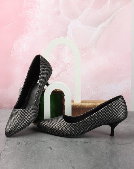 Buy Black Heeled Shoes for Women by CLARKS Online | Ajio.com