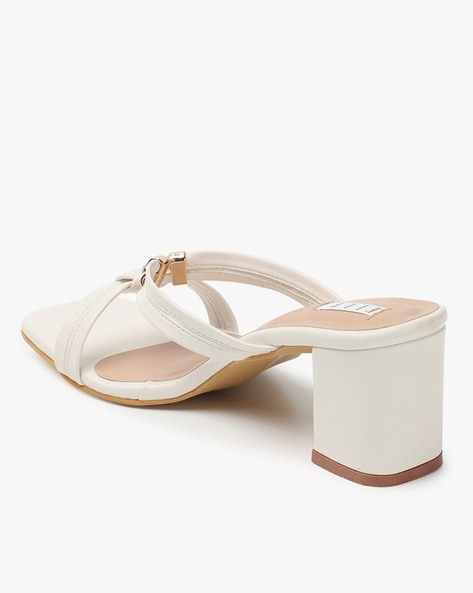 White sandals best sale square toe