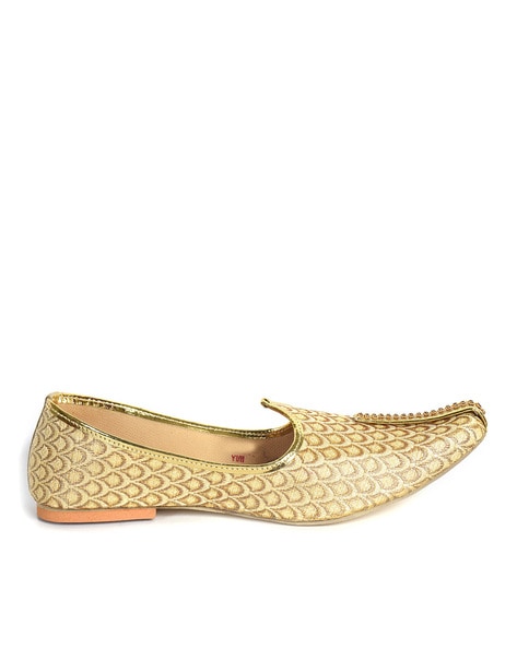 Golden colour best sale shoes for ladies