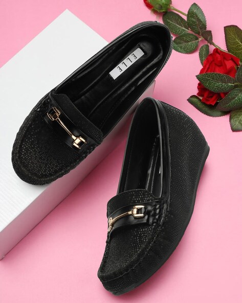 Ajio store shoes loafers