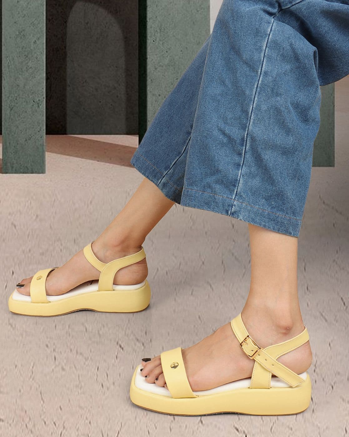 Yello ベージュ サンダル CREMA PLATFORM SANDALS YELLO / CREMA SINGLE SNEAKER SANDALS