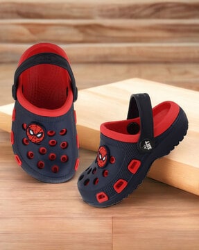 Buy Red Sandals for Boys by TRZ Online Ajio