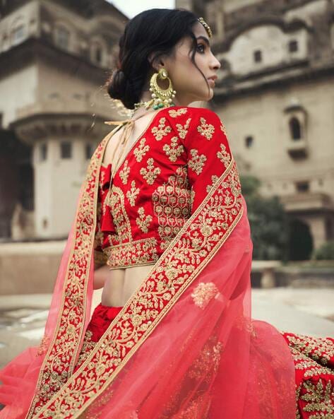 12 Full Flared Lehengas That Are An Iconic Choice for the Brides of Today