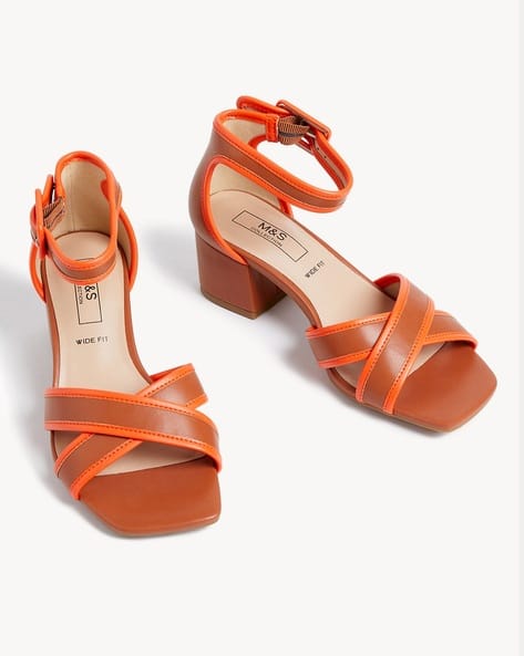 Women Wide-Fit Ankle-Strap Chunky-Heeled Sandals