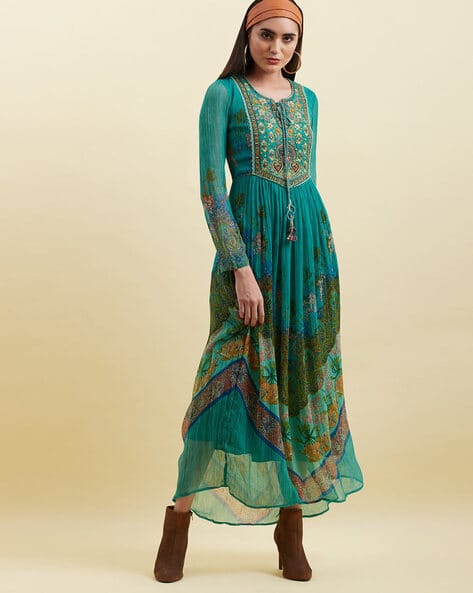 slim fit dress slacks Ritu Kumar green Full Length Gown – Kuro Clothing India