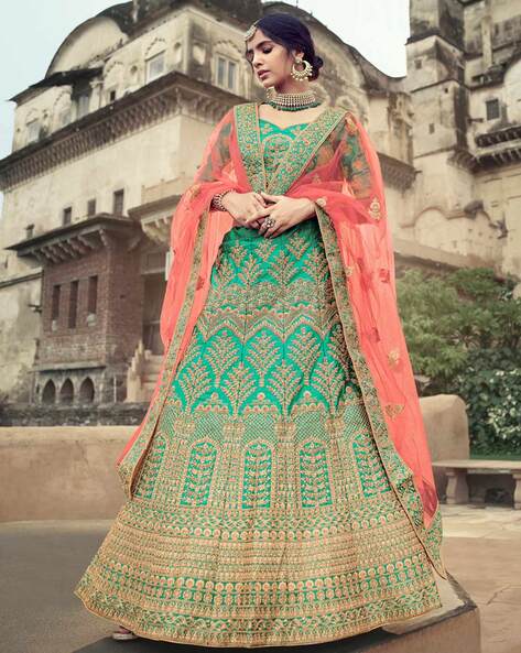Green - Party - Lehenga Cholis: Buy Indian Lehenga Outfits Online | Utsav  Fashion
