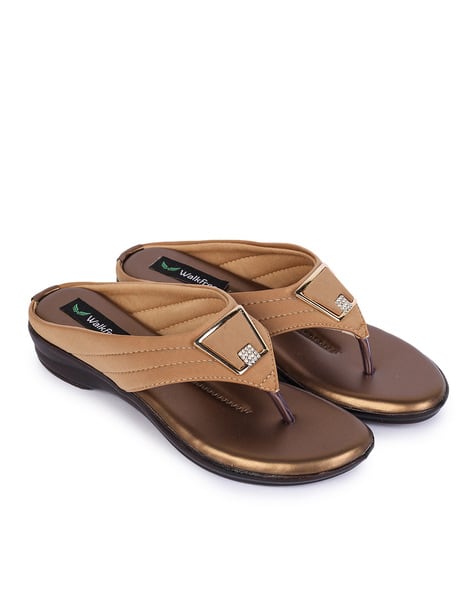 Thong-Strap Sandals with Applique