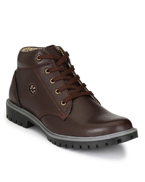 Textured Mid-Top Lase Fastening Boots