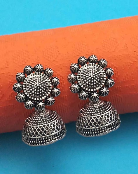 Jewelmaze jhumka hot sale