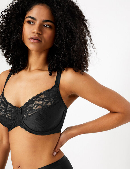 Netted T-shirt Bra with Lace Detail
