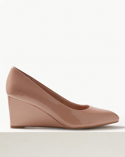 Pointed toe shop wedge pumps