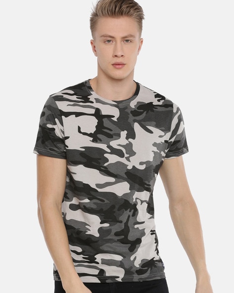 Camouflage Print Slim Fit T-shirt