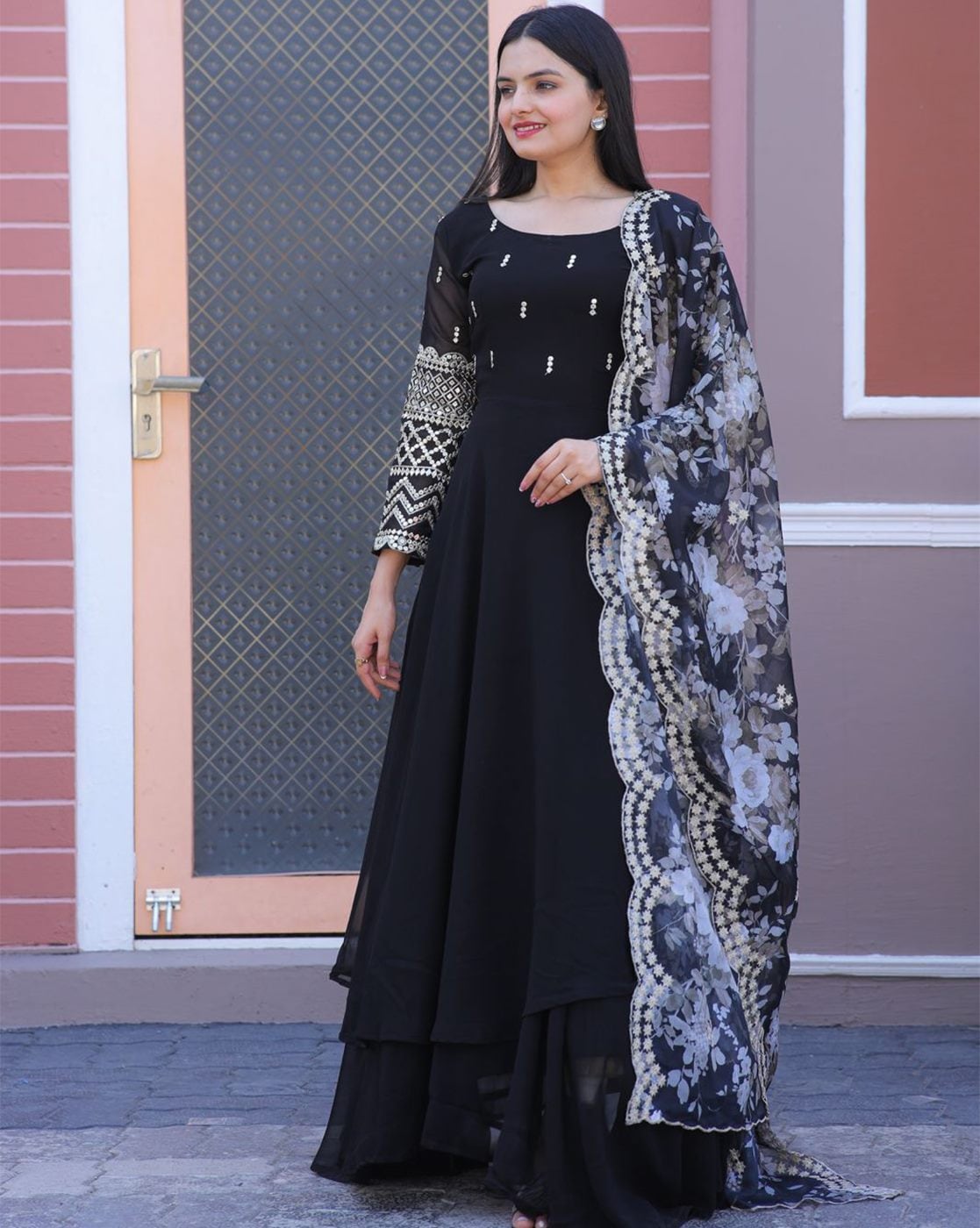 Black long clearance dress with dupatta