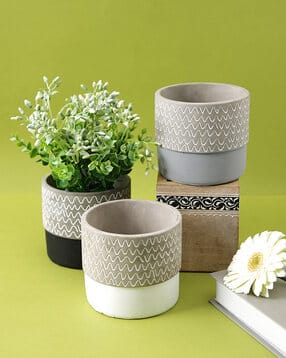 tayhaa Set of 3 Engraved Ceramic Planter-picture-21